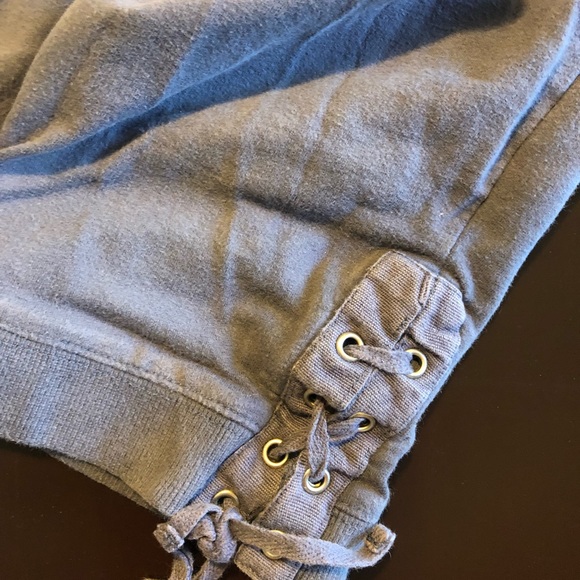 Girls matching top and bottoms, size 4. BUNDLE & SAVE! - Picture 5 of 5